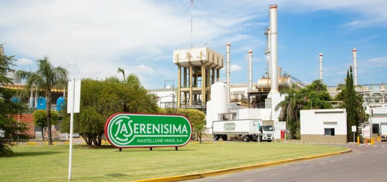Arcor y Danone se quedaron con La Serenísima Arcor y Danone se quedaron con La Serenísima